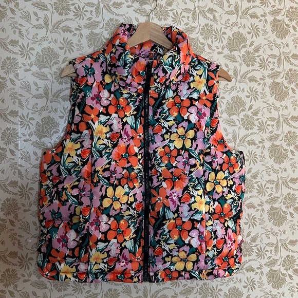 LFD Floral Puffer Vest Women’s Size S Bold Colorful Quilted Jacket Cozy - Picture 2 of 8